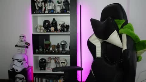 Snapshot of pinkcatlive chatting on 07.23.26 Emily online show from 07.23.26