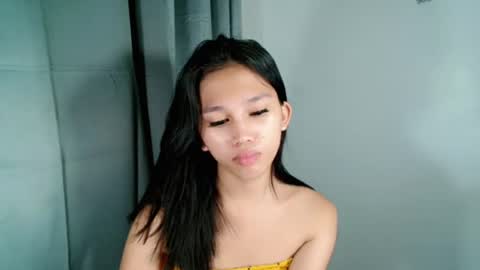 Snapshot of pinkdollbaby_ chatting on 06.18.26 pinkdollbaby_ online show from 06.18.26