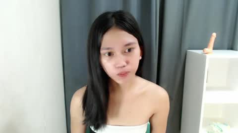 Snapshot of pinkdollbaby_ chatting on 07.17.26 pinkdollbaby_ online show from 07.17.26
