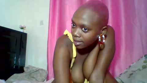 Snapshot of pinkdomina01 chatting on 06.28.26 pinkdomina01 online show from 06.28.26