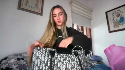 Snapshot of pinkilola chatting on 05.02.26 Pinkilola online show from 05.02.26