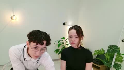 Li long hair and Rude short hair online show from 04.04.26
