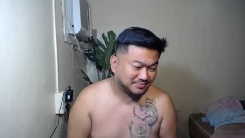 pinoy041087 online show from 10.12.25