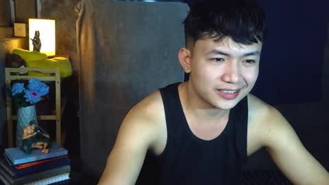 Snapshot of pinoy_petitehugecock chatting on 02.19.26 alex online show from 02.19.26