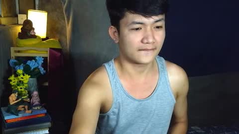 Snapshot of pinoy_petitehugecock chatting on 03.24.26 alex online show from 03.24.26