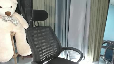 Donald online show from 12.18.25