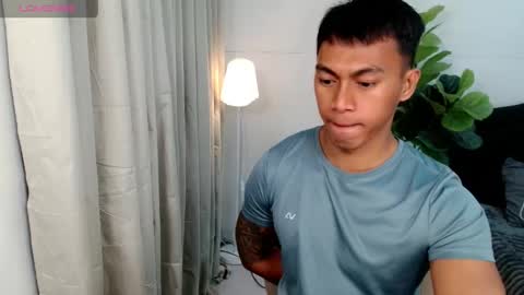 Snapshot of pinoymilker chatting on 06.05.26 ethan online show from 06.05.26