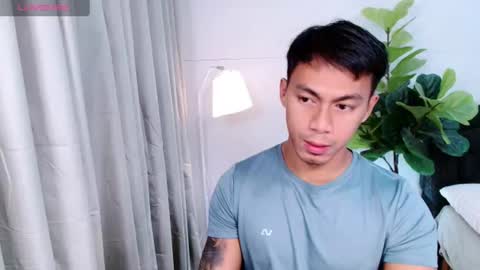 Snapshot of pinoymilker chatting on 07.14.26 ethan online show from 07.14.26