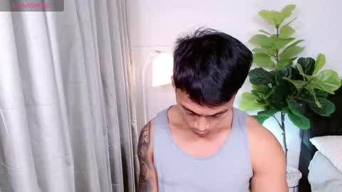 Snapshot of pinoymilker chatting on 07.15.26 ethan online show from 07.15.26