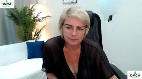 Snapshot of pion_s chatting on 07.06.26 Bella online show from 07.06.26