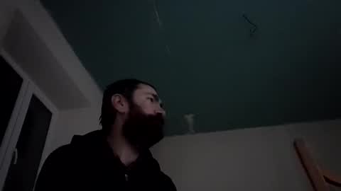 Snapshot of piotrmaftei76 chatting on 11.12.25 piotrmaftei76 online show from 11.12.25