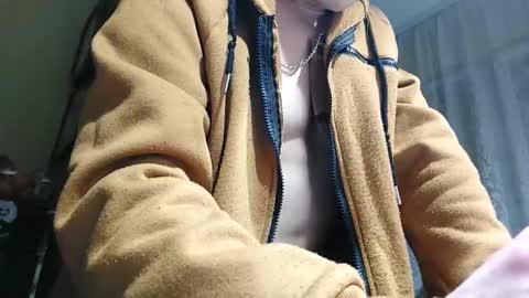 Snapshot of piotruspan94 chatting on 10.27.25 piotruspan94 online show from 10.27.25