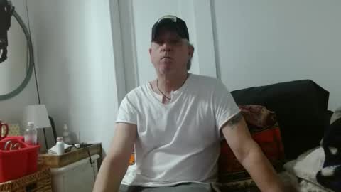 Snapshot of pirate334 chatting on 05.14.26 pirate334 online show from 05.14.26