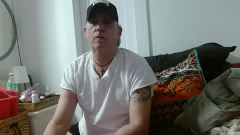 Snapshot of pirate334 chatting on 05.22.26 pirate334 online show from 05.22.26