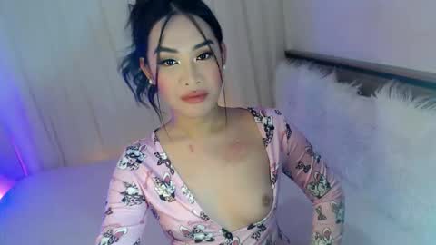 Ari online show from 09.12.25