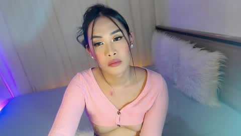 Ari online show from 09.20.25