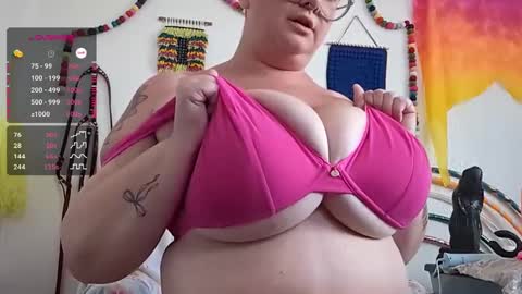 Em online show from 09.12.25