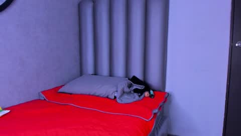 pitufa__ online show from 01.07.26