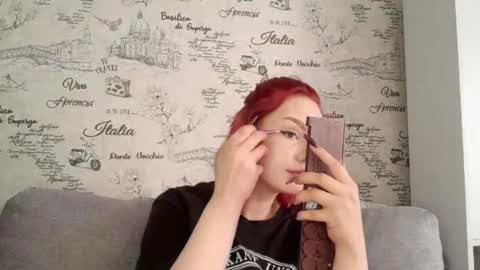 Caroline online show from 04.22.26