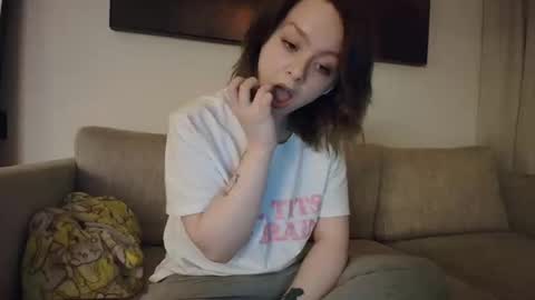 Kitty online show from 05.21.26