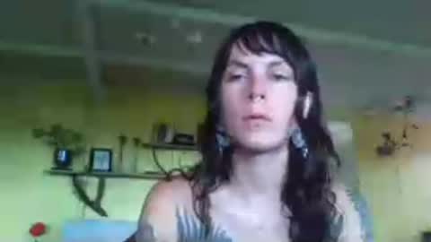 Snapshot of pixiecatfairy chatting on 04.22.26 pixiecatfairy online show from 04.22.26