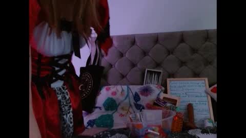 Snapshot of pixiehole4u chatting on 10.09.25 pixiehole4u online show from 10.09.25