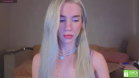 Emmy and Edward online show from 01.08.26