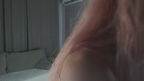 Snapshot of pixiesdoll_ chatting on 07.16.26 Mila online show from 07.16.26