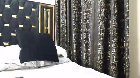 pixietease1 online show from 02.18.26