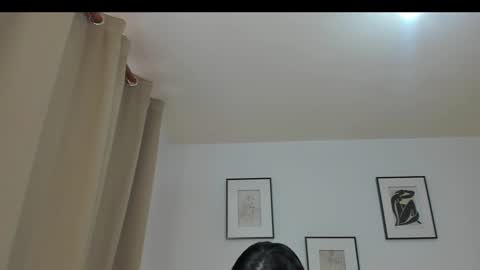 Angie Henao online show from 02.17.25