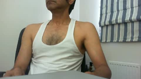 Snapshot of platino3026 chatting on 06.25.26 platino3026 online show from 06.25.26