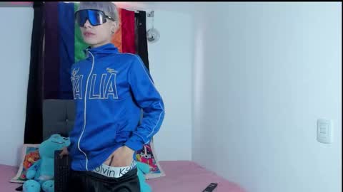 playboy_bunnyy online show from 10.16.25