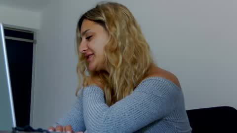 Snapshot of playfulnicole chatting on 07.14.26 PlayfulNicole online show from 07.14.26