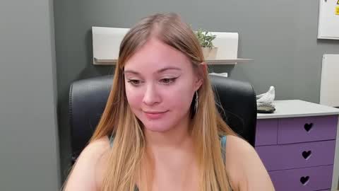 Valeria online show from 02.09.25