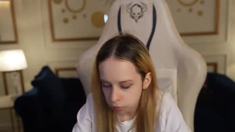 Lana online show from 10.30.25