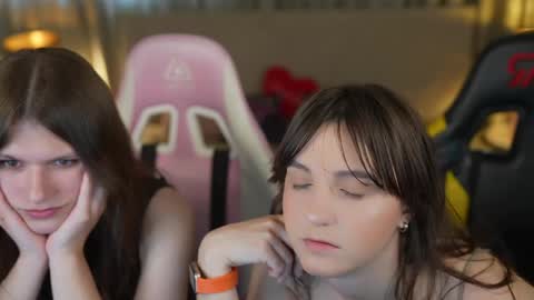 Snapshot of playhard054 chatting on 05.27.26 Lana online show from 05.27.26
