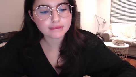 Mary online show from 01.11.25