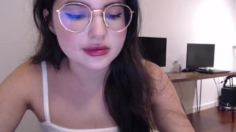 Mary online show from 12.15.25