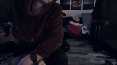 Hello ask me  . Im glad  to see you here in my room. Welcome PVT is open online show from 03.29.26