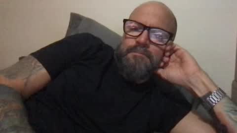 Snapshot of pleasesitonmycock chatting on 12.12.24 PleaseSitOnMyCock online show from 12.12.24