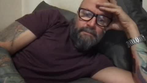 Snapshot of pleasesitonmycock chatting on 02.14.25 PleaseSitOnMyCock online show from 02.14.25