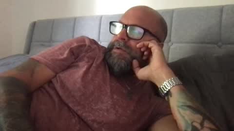 Snapshot of pleasesitonmycock chatting on 10.05.25 PleaseSitOnMyCock online show from 10.05.25