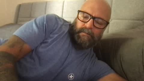 Snapshot of pleasesitonmycock chatting on 10.06.25 PleaseSitOnMyCock online show from 10.06.25