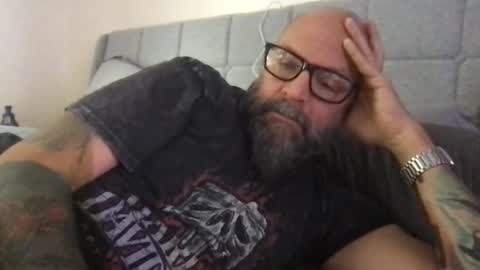 Snapshot of pleasesitonmycock chatting on 01.14.26 PleaseSitOnMyCock online show from 01.14.26