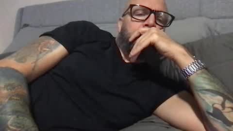 Snapshot of pleasesitonmycock chatting on 02.15.26 PleaseSitOnMyCock online show from 02.15.26