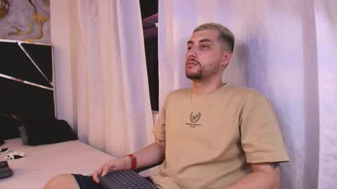 JUAN AND JULI online show from 10.14.25