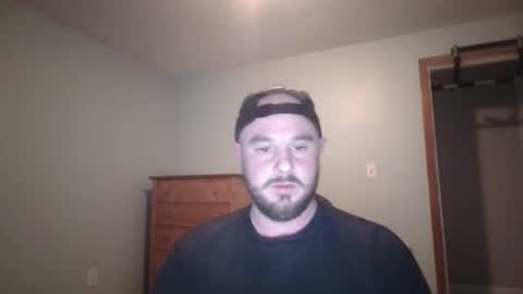 Snapshot of pluski155 chatting on 02.10.25 Evan online show from 02.10.25