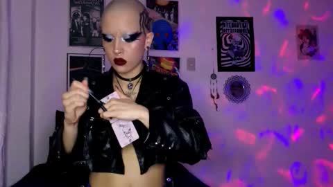    online show from 12.03.25