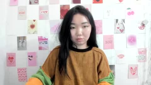 Snapshot of pocahontas654 chatting on 02.18.25 Erica online show from 02.18.25