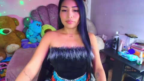 Snapshot of pocahontas_cute chatting on 05.28.26 Nicole online show from 05.28.26